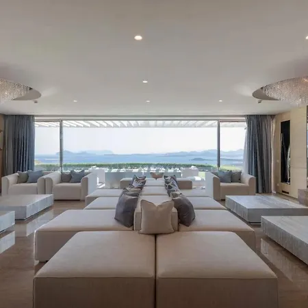 Апартаменты Prestigious And Elegant