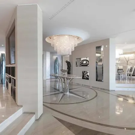 Prestigious And Elegant Appartamento
