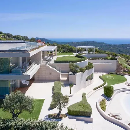 Prestigious And Elegant Appartement